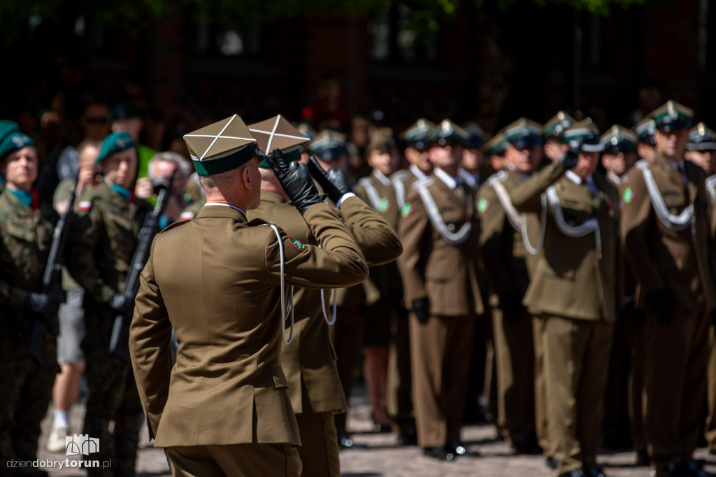 Uroczystości wojskowe z okazji uchwalenia Konstytucji
