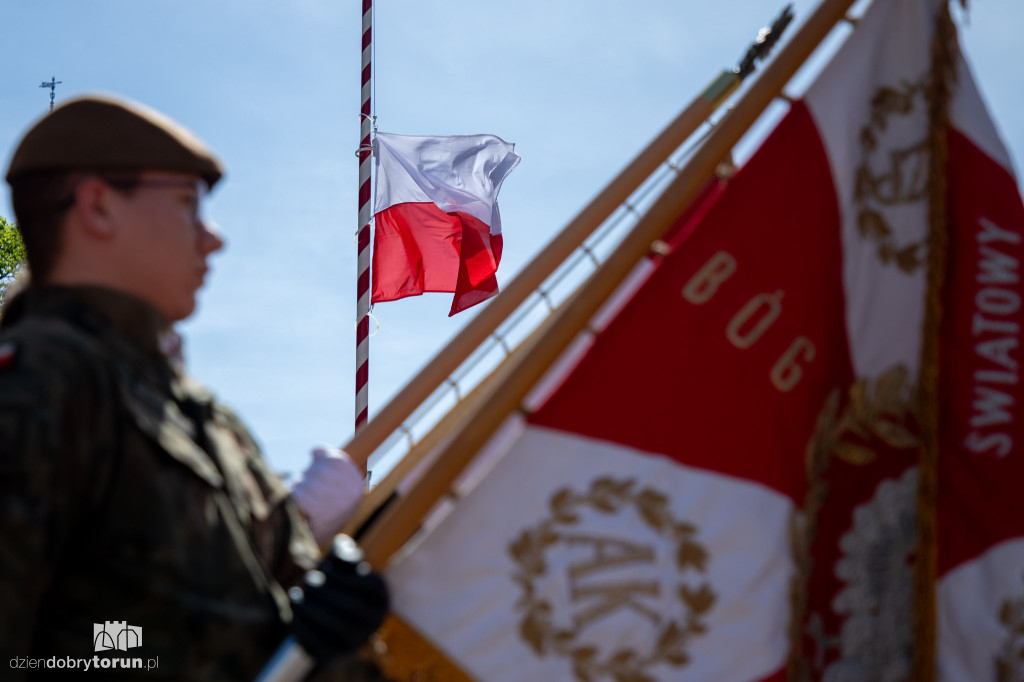 Uroczystości wojskowe z okazji uchwalenia Konstytucji