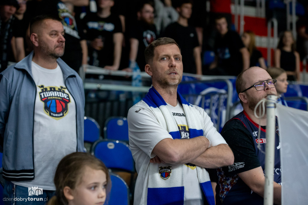 Twarde Pierniki 95 : 86 Arka Gdynia