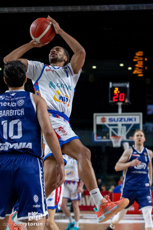 Twarde Pierniki 95 : 86 Arka Gdynia