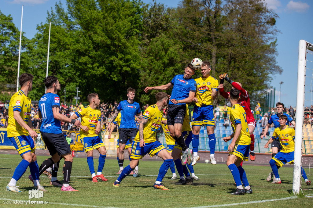 Elana Toruń 0 : 3 Zawisza Bydgoszcz