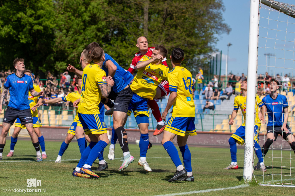 Elana Toruń 0 : 3 Zawisza Bydgoszcz