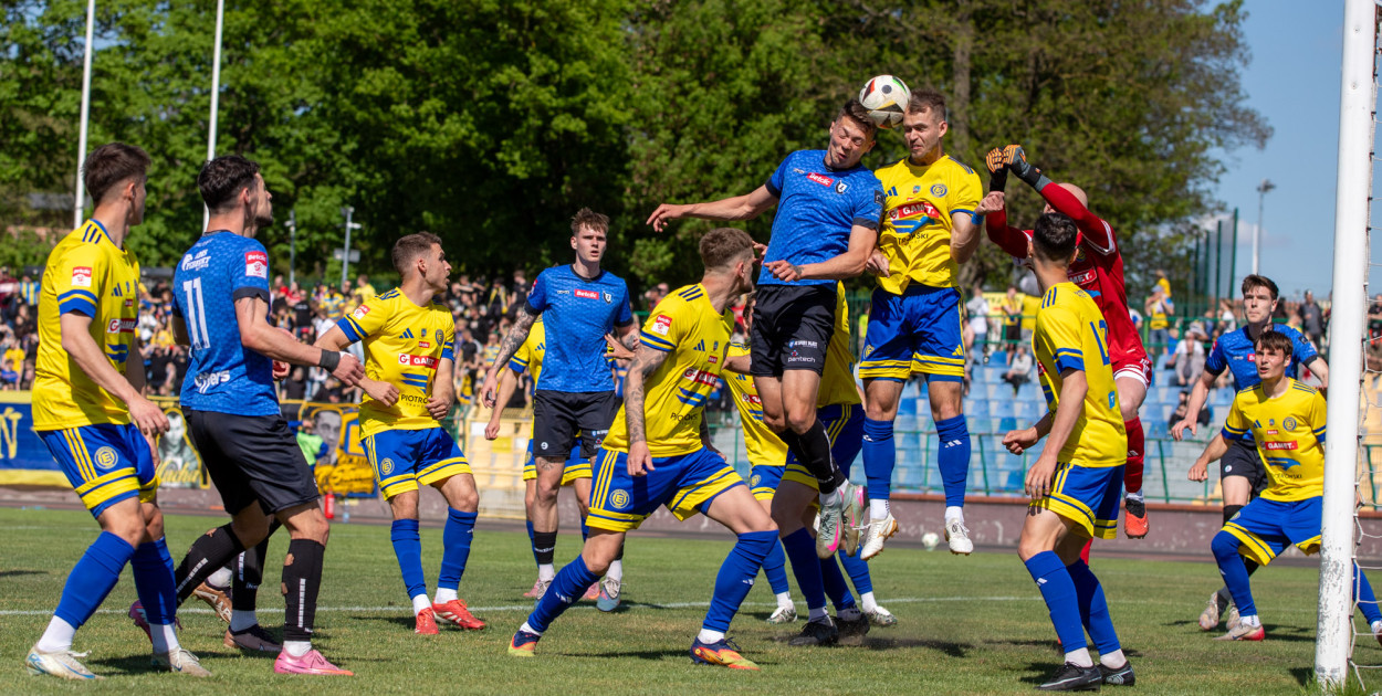 Elana Toruń 0 : 3 Zawisza Bydgoszcz