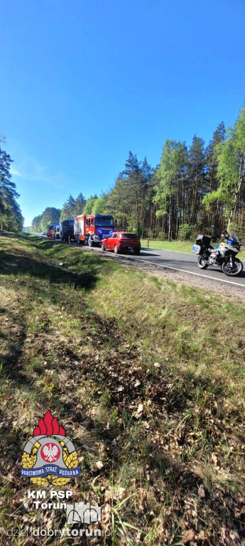 Służby ruszyły na DK10. Jedna osoba trafiła do szpitala