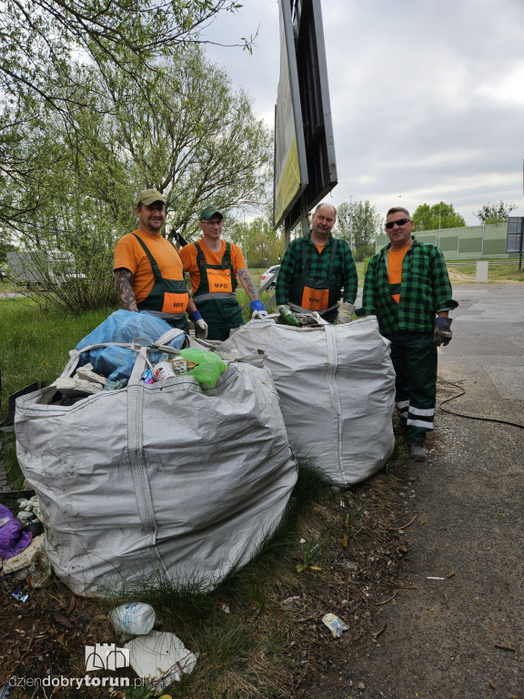 Z Torunia zniknęło ponad 10 ton śmieci