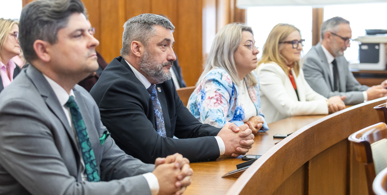 Kolejne miliony popłyną do miast i gmin