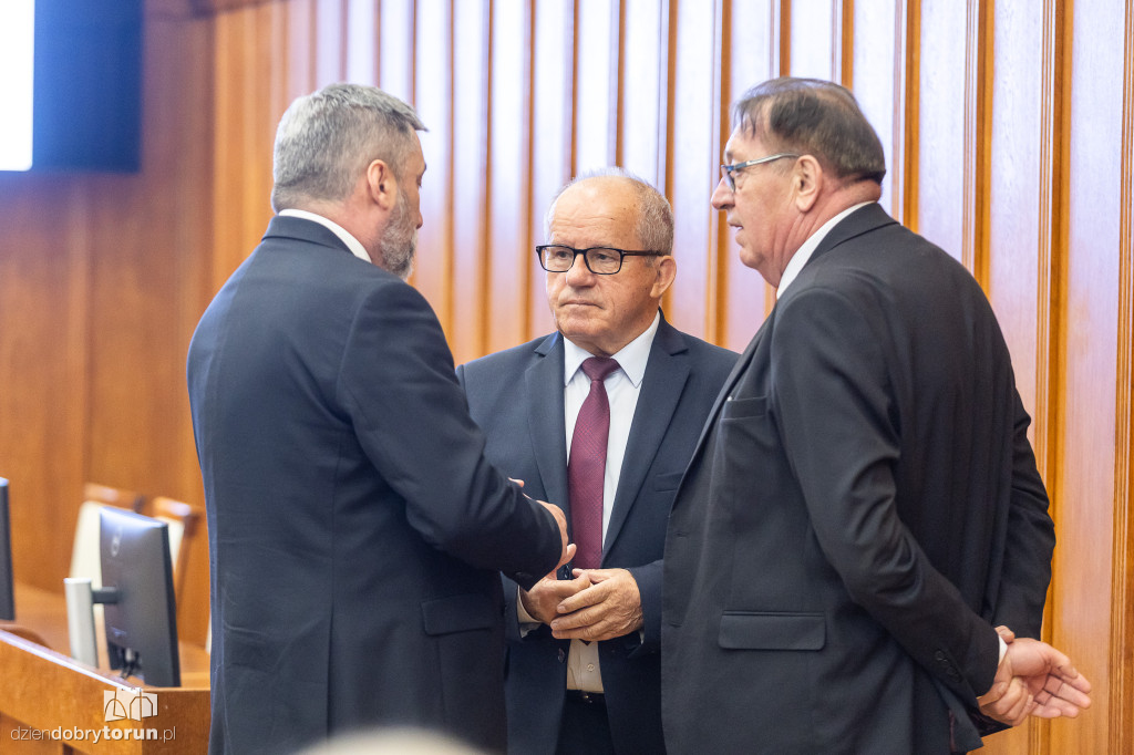 Kolejne miliony popłyną do miast i gmin