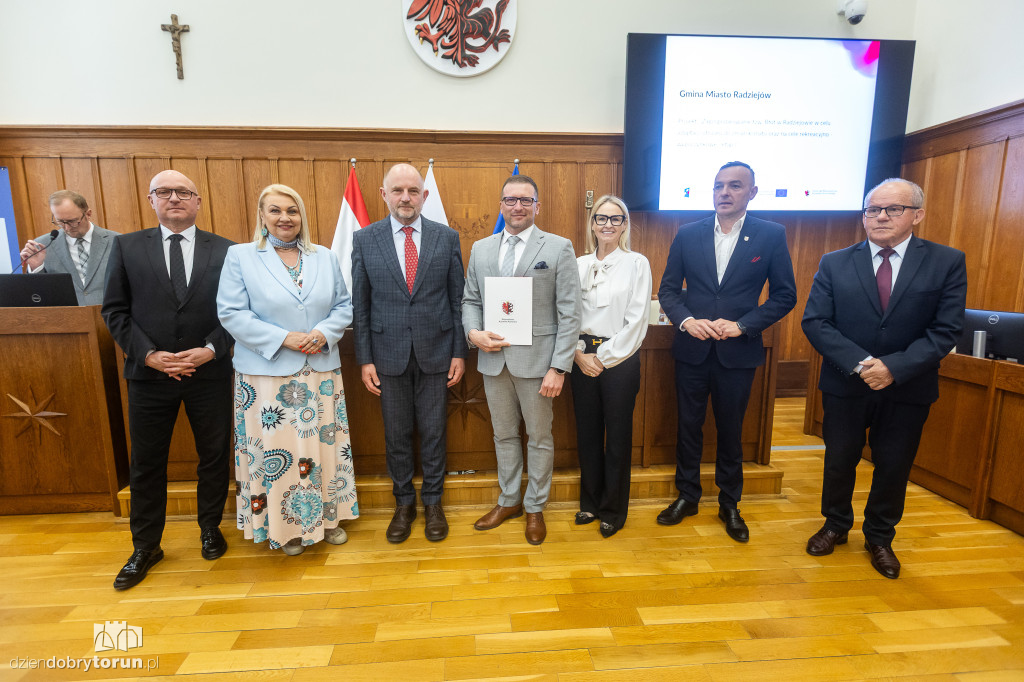 Kolejne miliony popłyną do miast i gmin