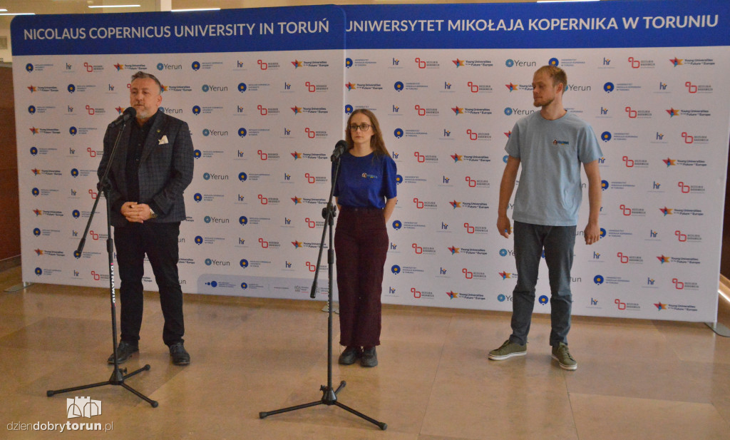 Konferencja prasowa ws. Piernikaliów