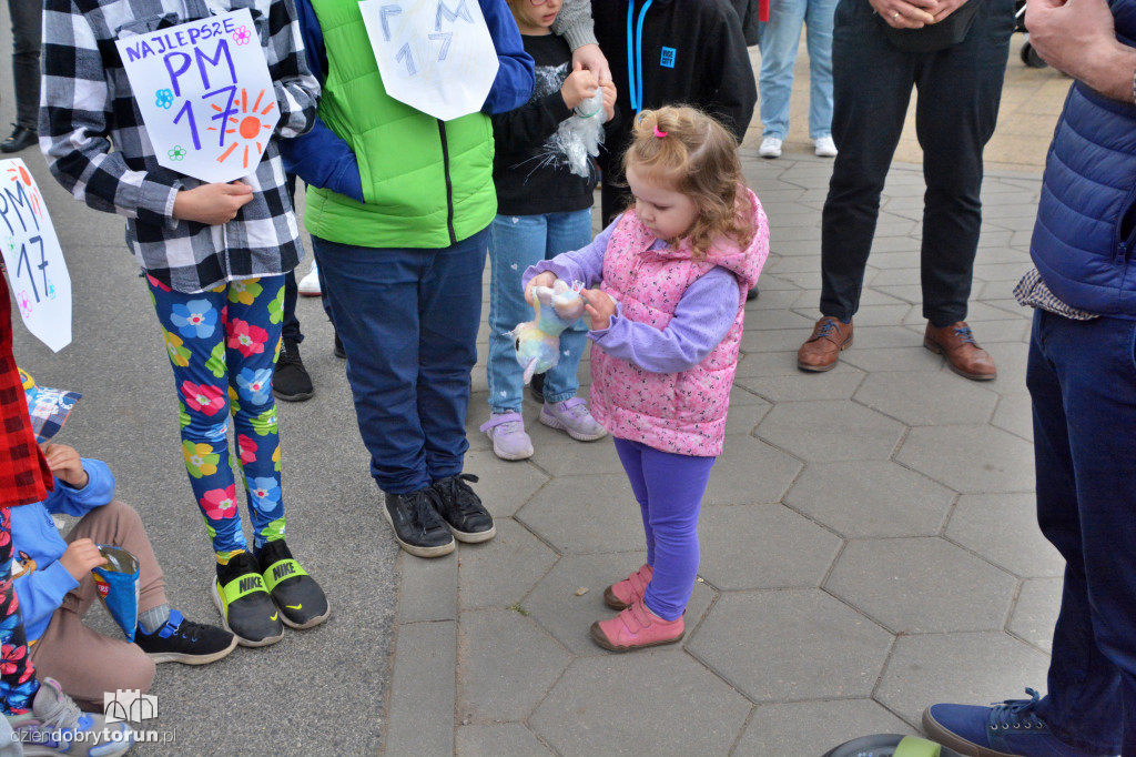 Protest rodziców ws. toruńskiej oświaty