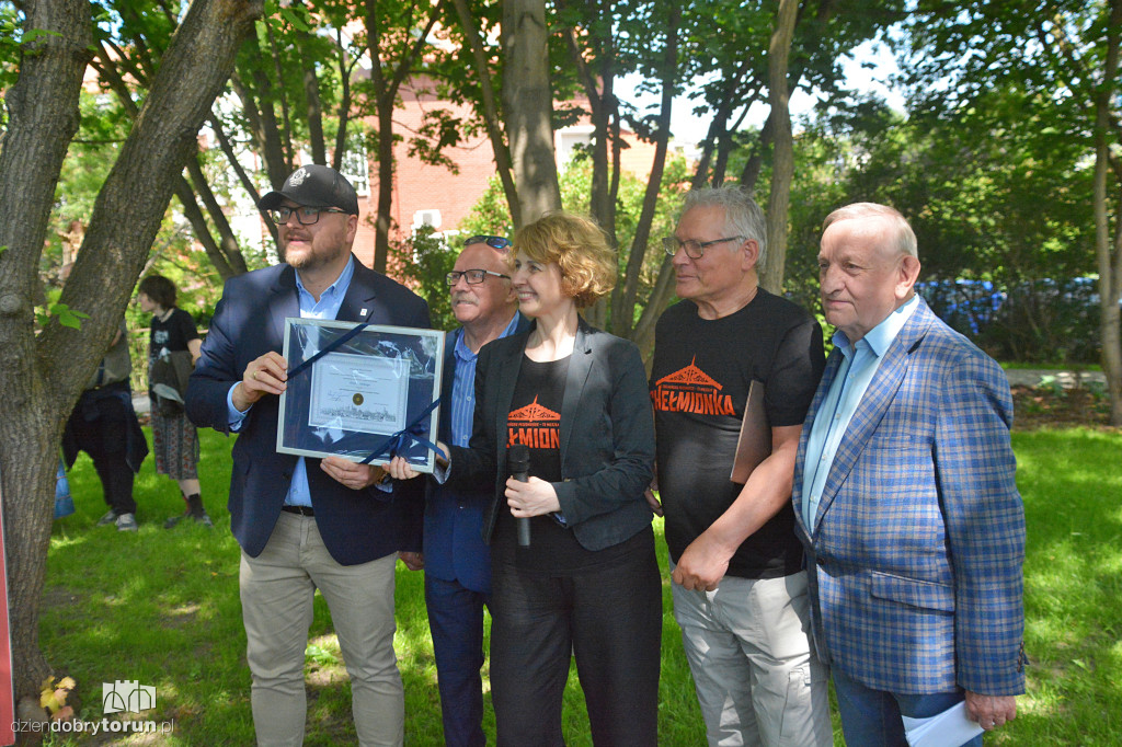 Powstał park poświęcony toruńskiej artystce