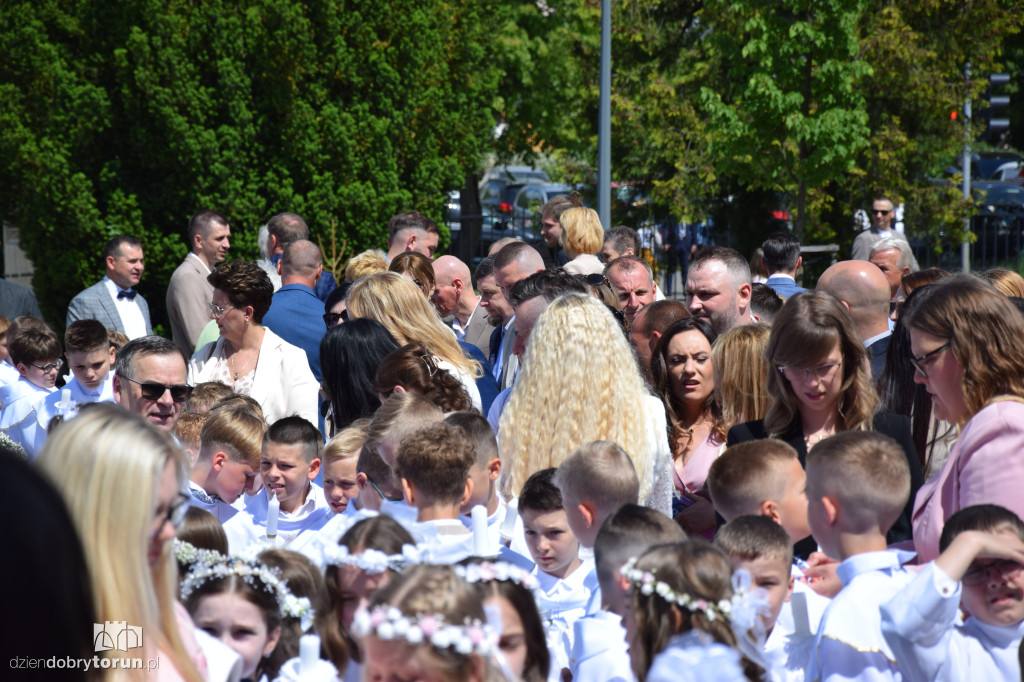I Komunia Święta w parafii MB Królowej Polski SP8