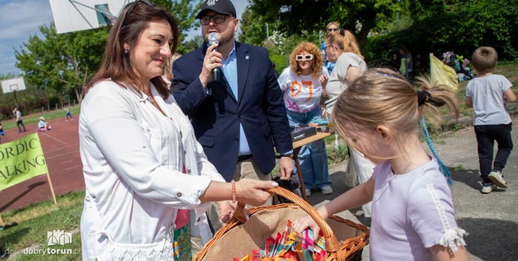 Festyn rodzinny ,,Podziel się uśmiechem''