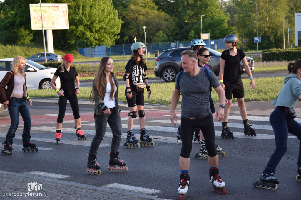 Nightskating przy Toruń Plaza