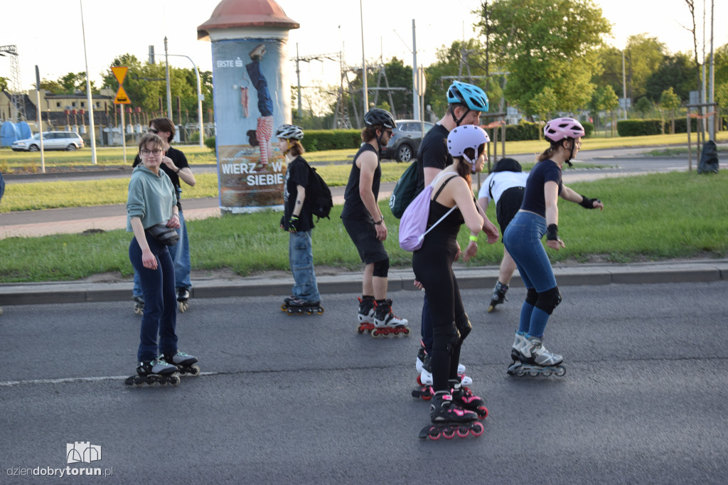 Nightskating przy Toruń Plaza