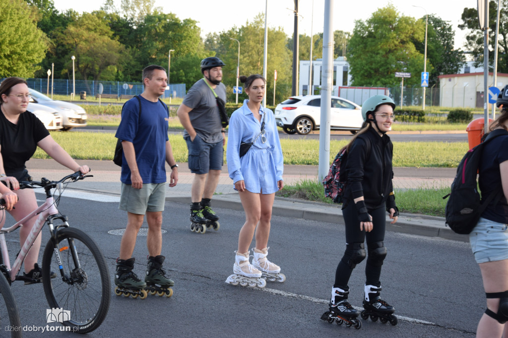 Nightskating przy Toruń Plaza