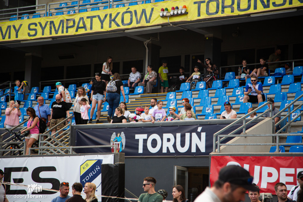 Zawody rowerkowe dla dzieci na Motoarenie