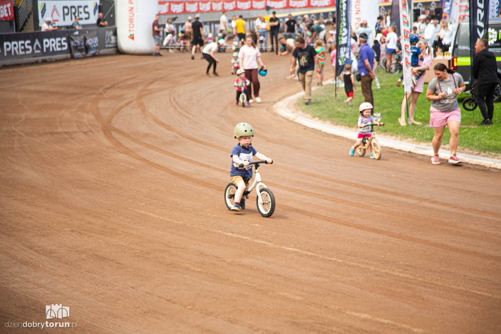 Zawody rowerkowe dla dzieci na Motoarenie