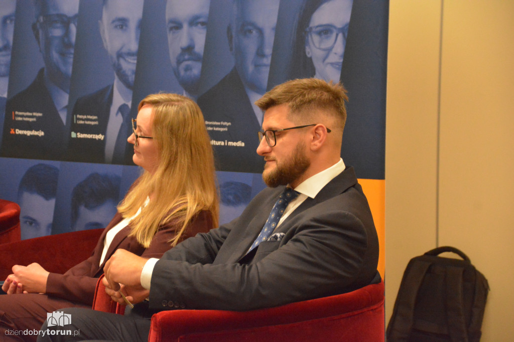 Mentzen i Projekt27. W centrum uwagi edukacja