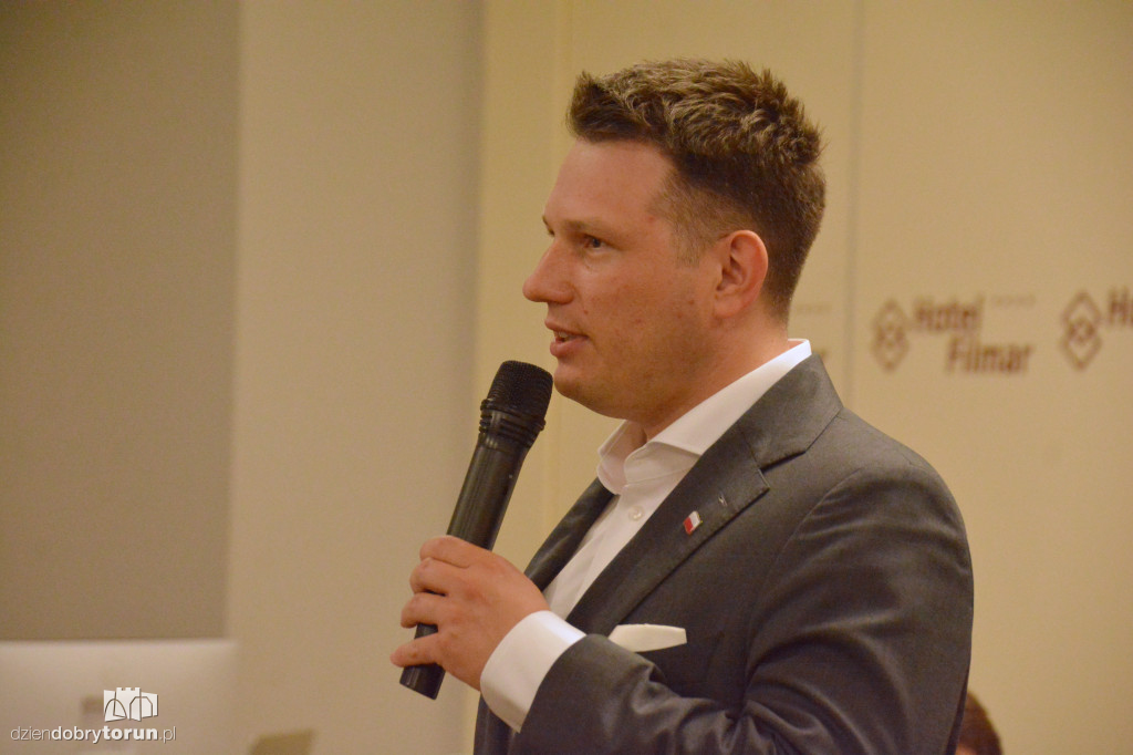 Mentzen i Projekt27. W centrum uwagi edukacja