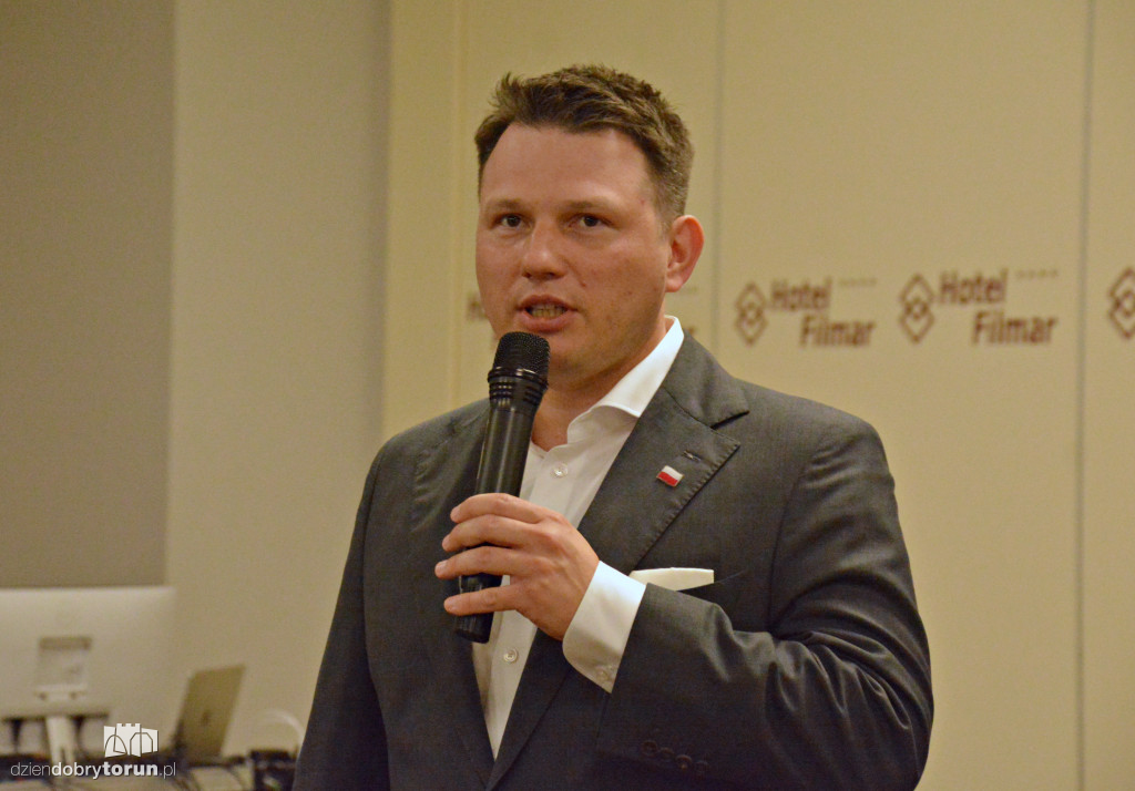Mentzen i Projekt27. W centrum uwagi edukacja