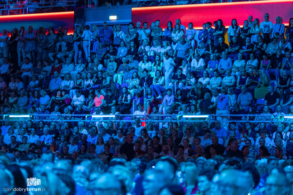 Tłumy i wielkie gwiazdy w Arenie Toruń