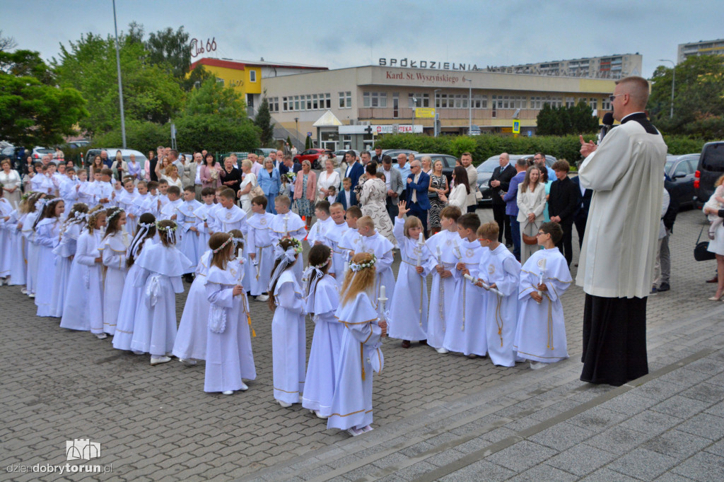 Pierwsza Komunia w parafii św. Maksymiliana Kolbe