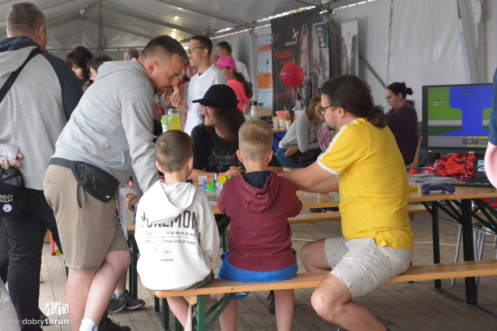 Naukowa Petarda przyciągnęła całe rodziny