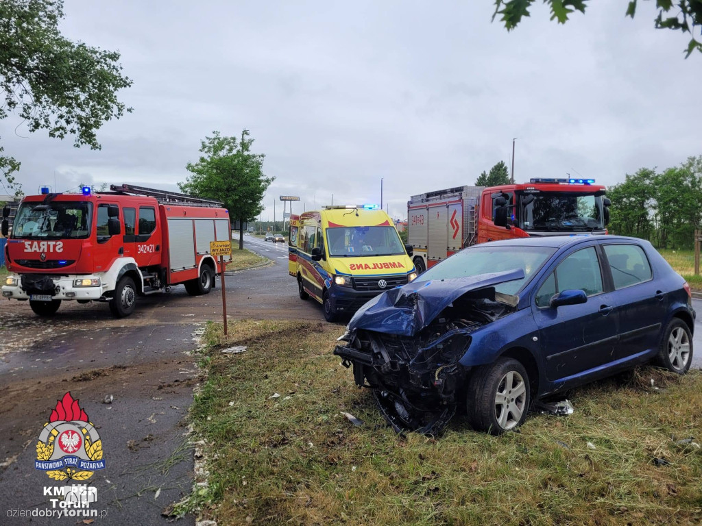 Niebezpieczne chwile na Szosie Bydgoskiej. Trzy osoby ranne