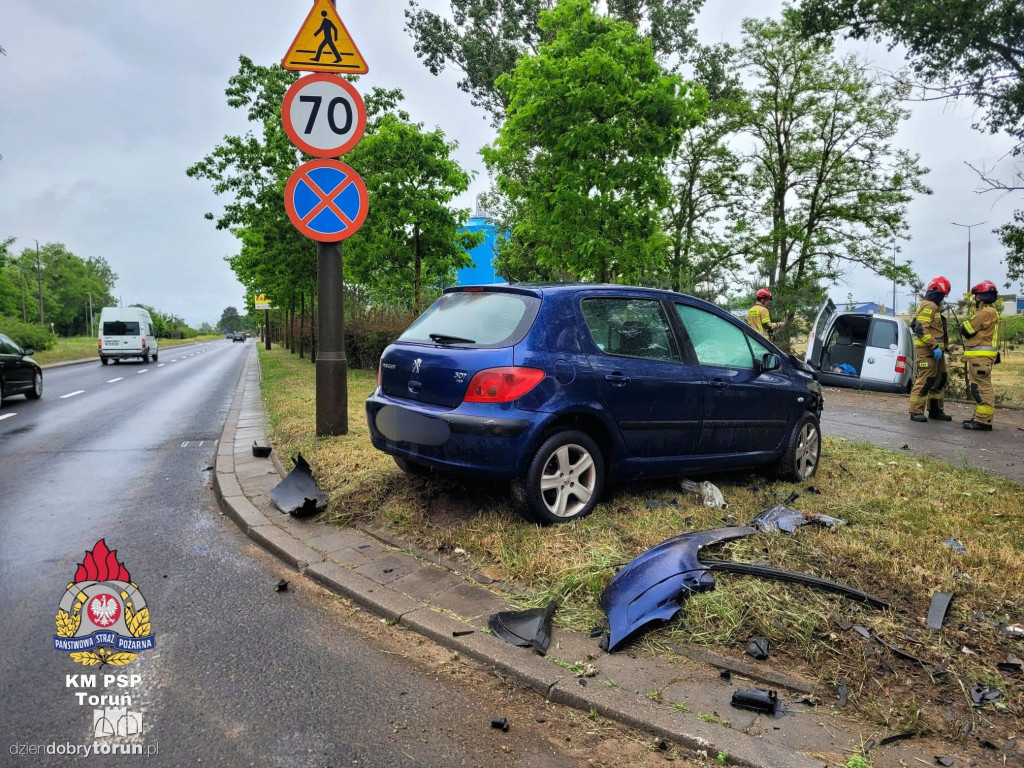 Niebezpieczne chwile na Szosie Bydgoskiej. Trzy osoby ranne