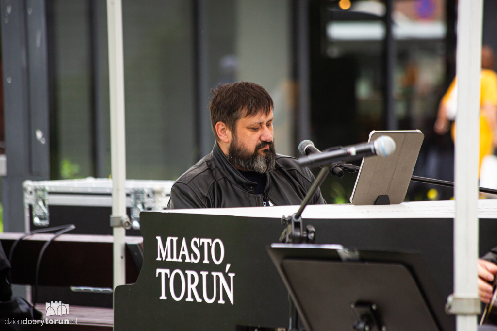 Koncert utworów Jacka Kaczmarskiego w Toruniu