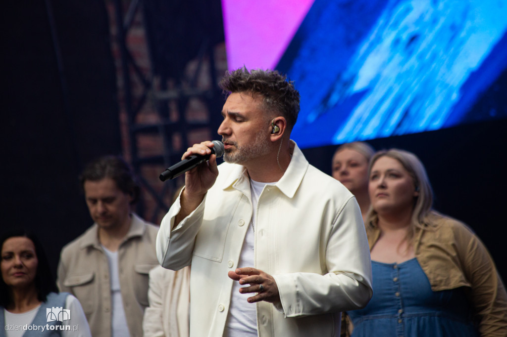 Song of Songs: TGD i Roxie Węgiel