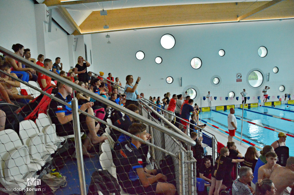Zawody w monopłetwach w Aqua Toruń