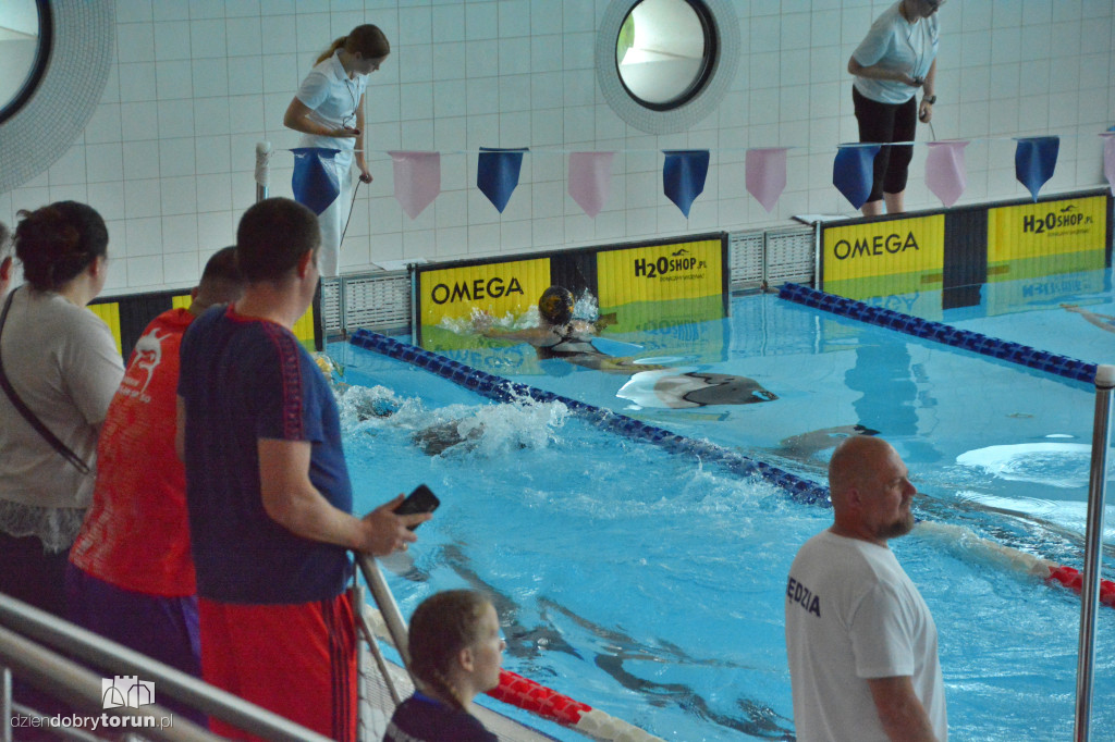 Zawody w monopłetwach w Aqua Toruń