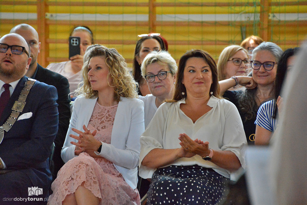 SP nr 6 otrzymała imię Heleny Grossówny