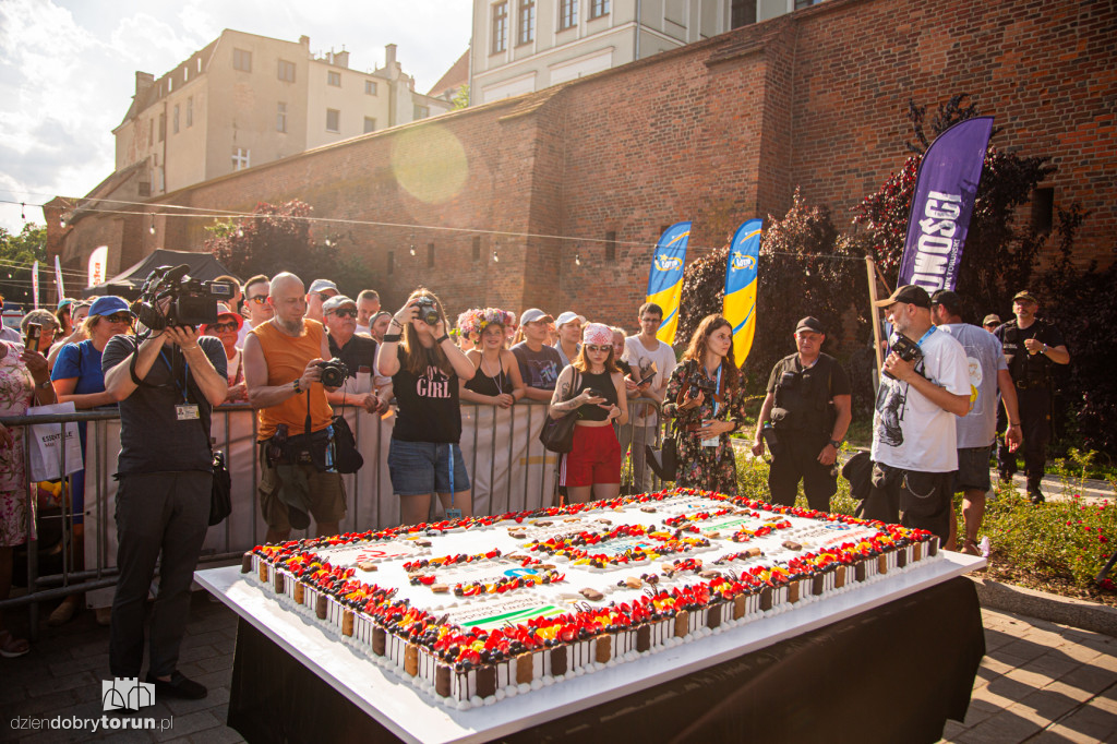Dni Torunia 2026: tort urodzinowy