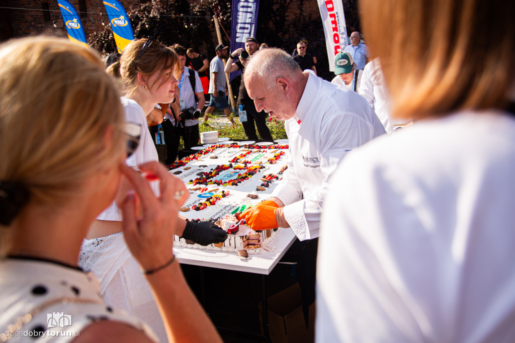 Dni Torunia 2026: tort urodzinowy