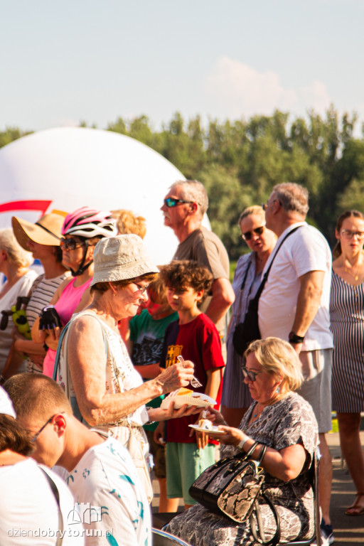 Dni Torunia 2026: tort urodzinowy