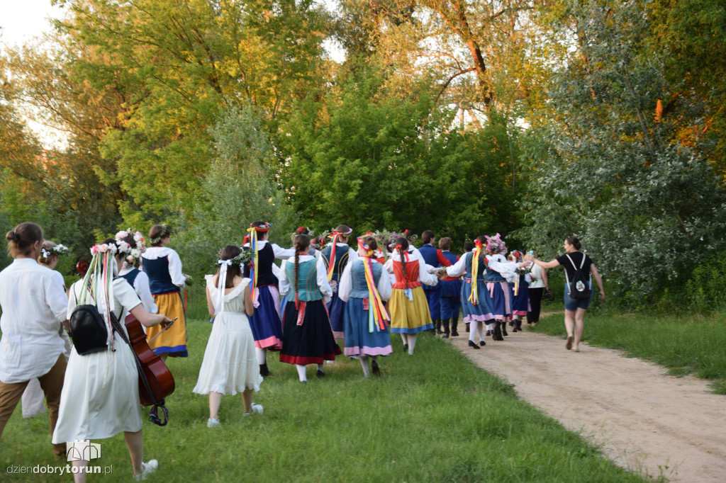 Toruńskie Wianki połączyły brzegi Wisły