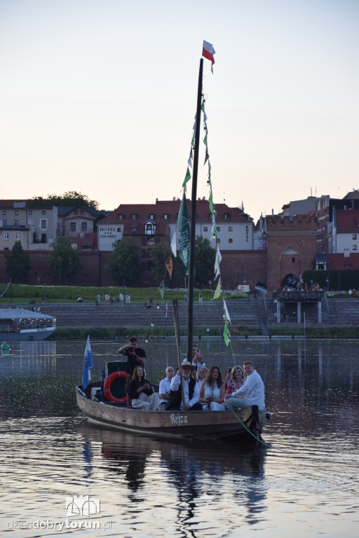 Toruńskie Wianki połączyły brzegi Wisły