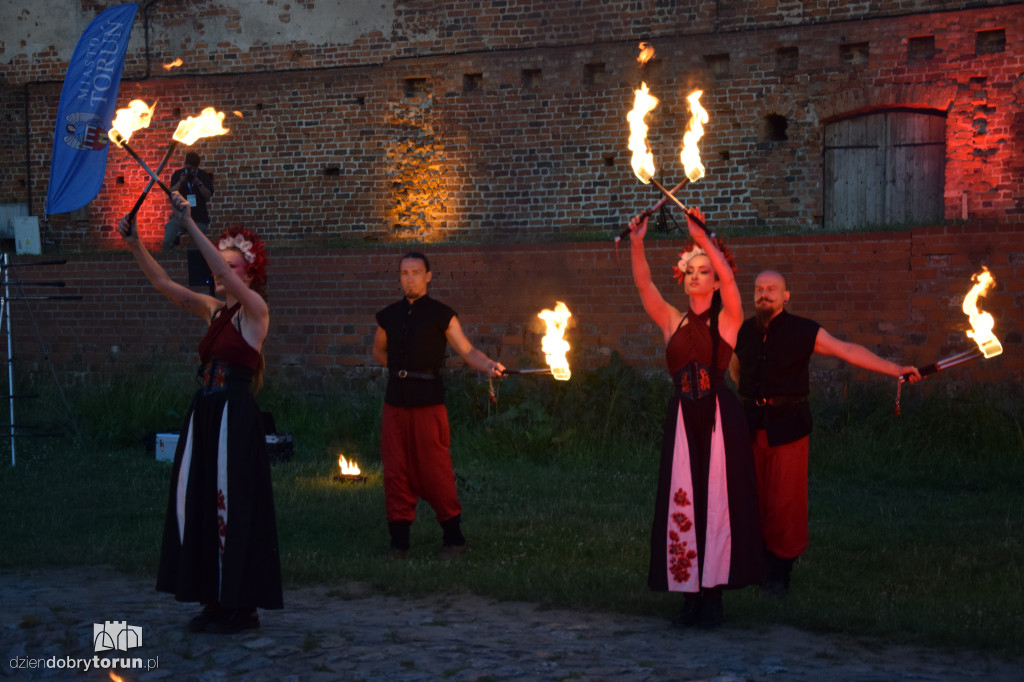 Toruńskie Wianki połączyły brzegi Wisły