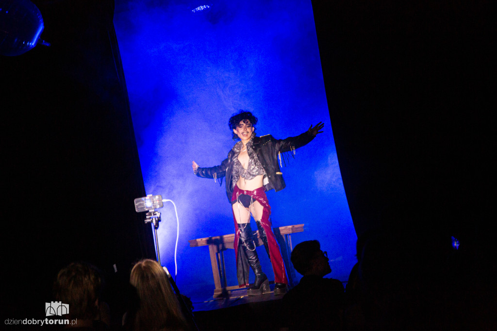 Po prostu Drag Show w Kombinacie