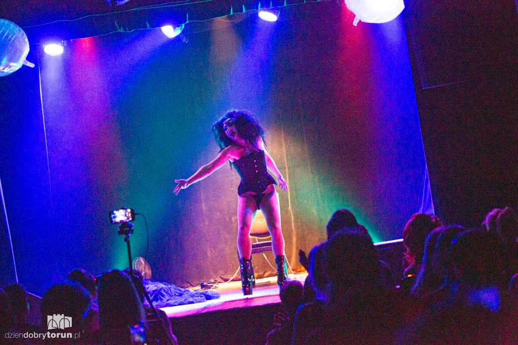 Po prostu Drag Show w Kombinacie