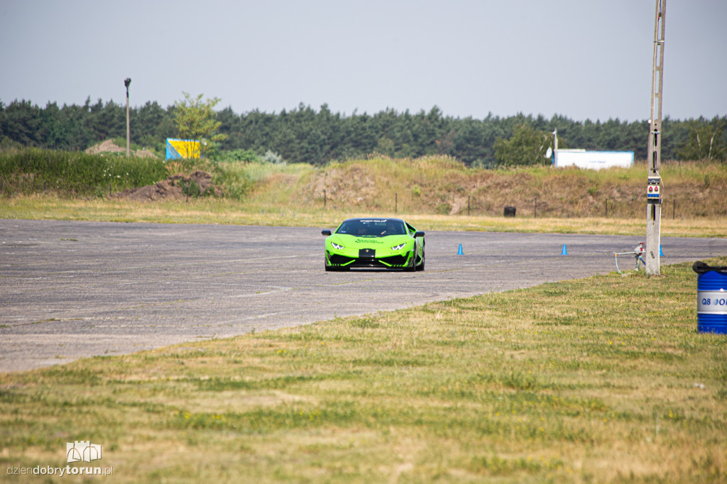 Otwarcie wakacji z Supercarami w Motoparku