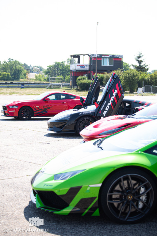Otwarcie wakacji z Supercarami w Motoparku