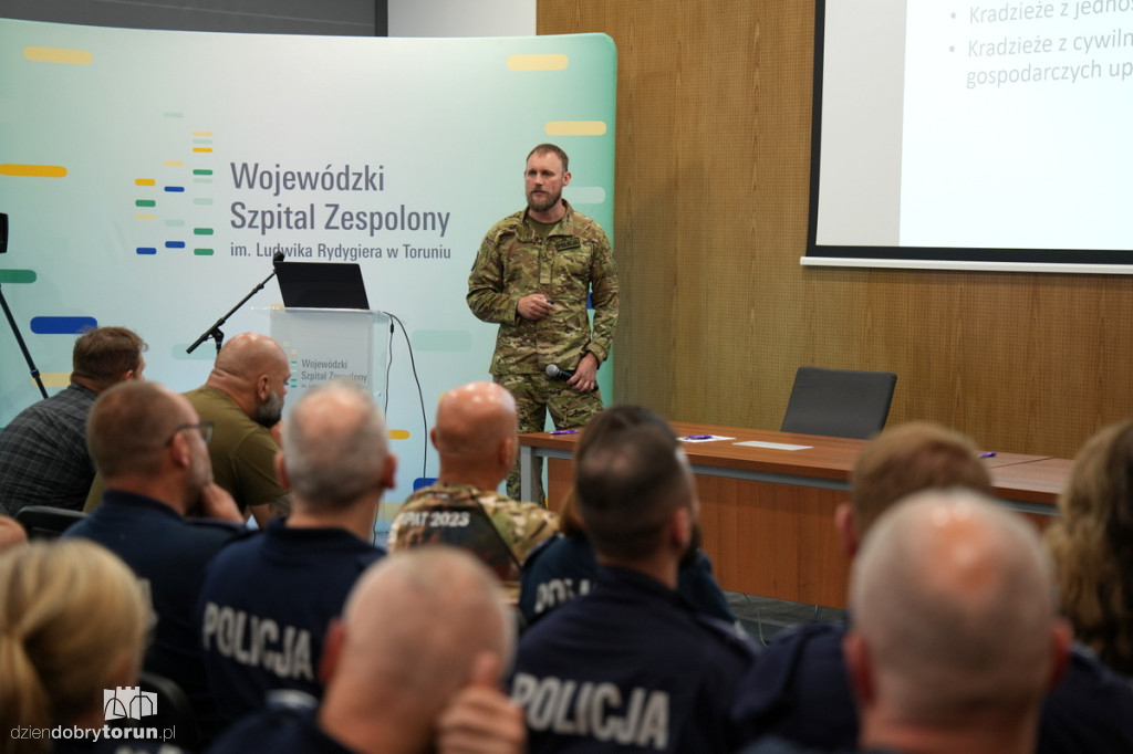 Eksplozje, dym i tramwaje na poligonie