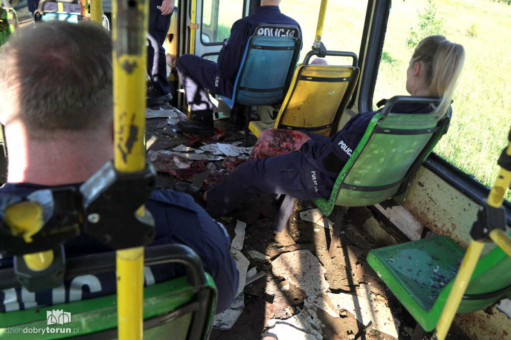 Eksplozje, dym i tramwaje na poligonie