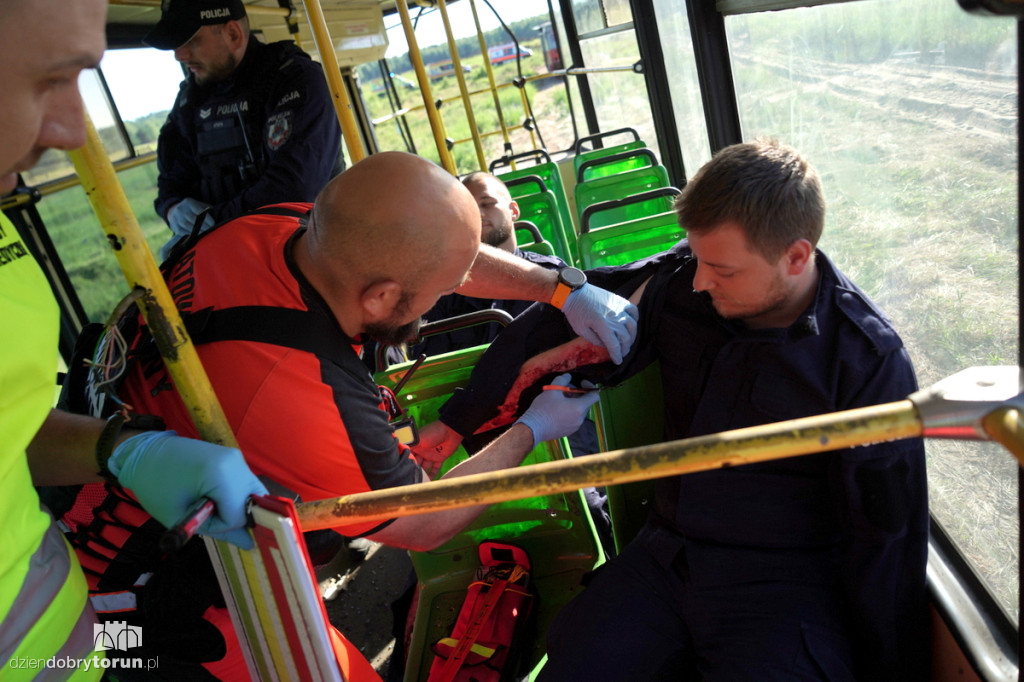 Eksplozje, dym i tramwaje na poligonie