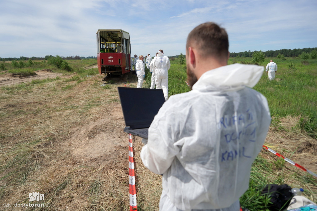 Eksplozje, dym i tramwaje na poligonie