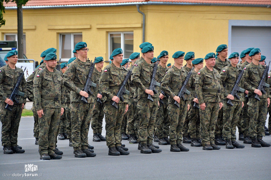 Przysięga wojskowa w Toruniu